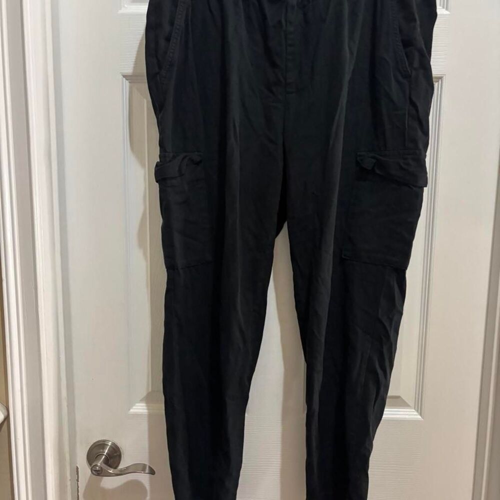Gap Women's Black Trousers